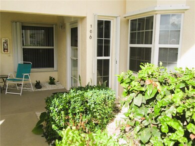 670 E Lake Jasmine Cir unit 106, Vero Beach, FL 32962 - photo 2