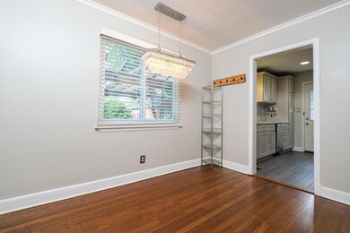 578 Fallis Rd, Columbus, OH 43214 - photo 4