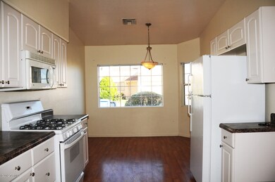 5-Kitchen4