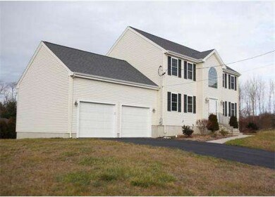 24 Willow Creek Dr, Attleboro, MA 02703 - photo 4