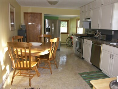 107 Maple St, Cedar Point, IL 61316 - photo 6