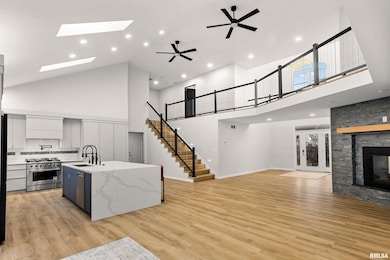 2211 Sheridan Rd, Pekin, IL 61554 - photo 6