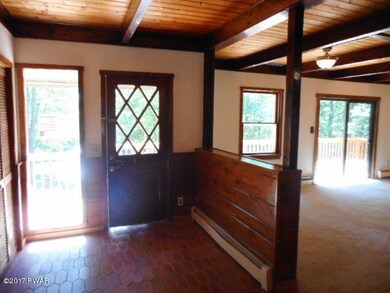 106 Locust Ct, Milford, PA 18337 - photo 5