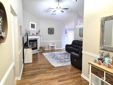 1413 Martin Ln, Atmore, AL 36502 - photo 5