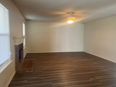 1004 Springcreek Dr, Denton, TX 76210 - photo 2