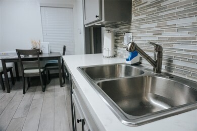 2155 Twinbrooke Dr, Houston, TX 77088 - photo 3