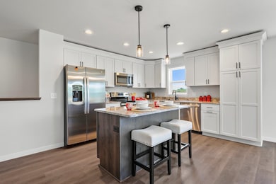 549 Prestige Ct, Edgerton, WI 53534 - photo 7