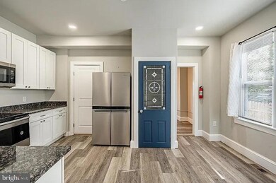 766 Queen St, Pottstown, PA 19464 - photo 7