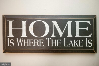 207 Limestone Ln, Locust Grove, VA 22508 - photo 6