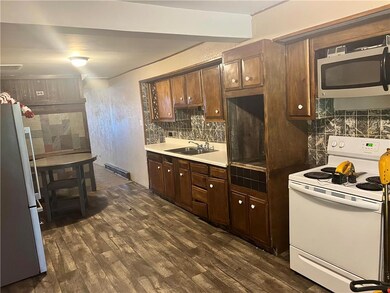 30 E Abbott St, Lansford, PA 18232 - photo 4