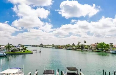 11605 3rd St E unit 305, Treasure Island, FL 33706 - photo 3