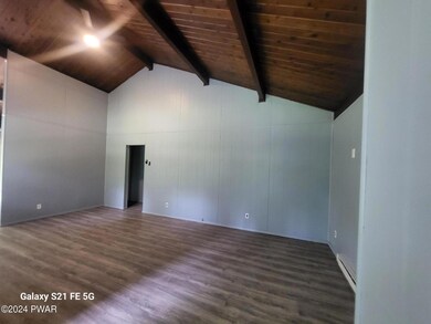 146 Kemadobi Cir E, Dingmans Ferry, PA 18328 - photo 6