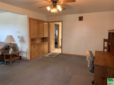 You can see the built in hutch