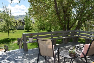 Nice shaded deck