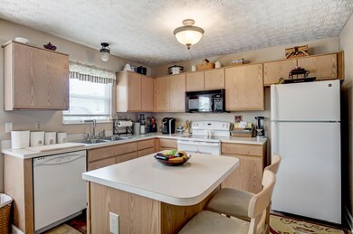 Island Kitchen