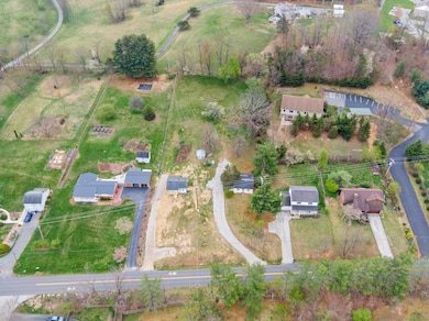 502 Mount Tabor Rd, Blacksburg, VA 24060 - photo 5