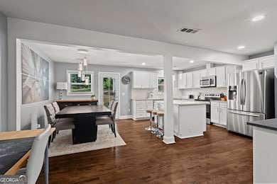 2618 Birch St SE, Smyrna, GA 30080 - photo 2