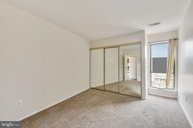 8502 Barrington Ct unit G, Springfield, VA 22152 - photo 3