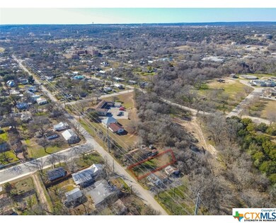 643 E North St, New Braunfels, TX 78130 - photo 5