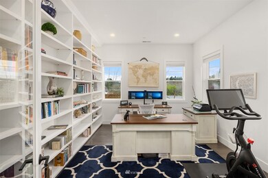 8711 NE Winslow Grove Ct, Bainbridge Island, WA 98110 - photo 5