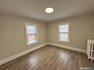 29 Nesbit Ave unit 2nd FL, West Hartford, CT 06119 - photo 5
