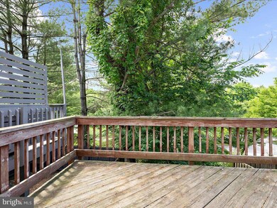 4938 Lockard Dr, Owings Mills, MD 21117 - photo 4