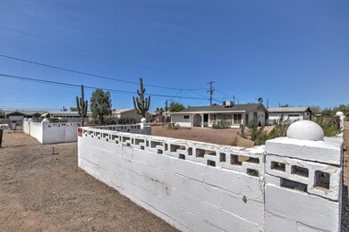 546 N Ocotillo Dr-2