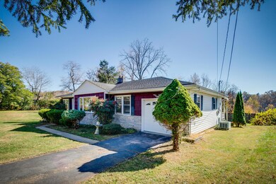 408 Grand Avenue Extension, Johnson City, TN 37601 - photo 3