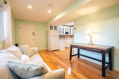 33 Jacqueline Rd unit B, Waltham, MA 02452 - photo 4