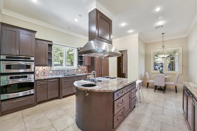 11714 Memorial Dr, Houston, TX 77024 - photo 6