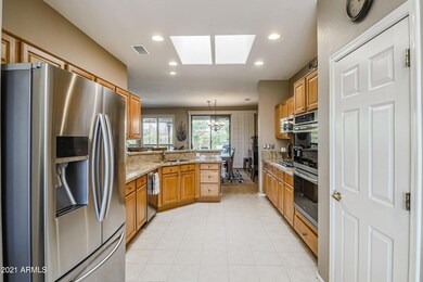 18873 N Summerbreeze Way, Surprise, AZ 85374 - photo 5