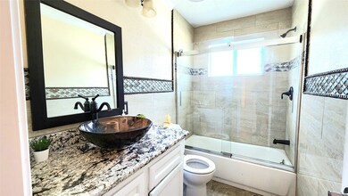 16930 Stardale Ln, Friendswood, TX 77546 - photo 7