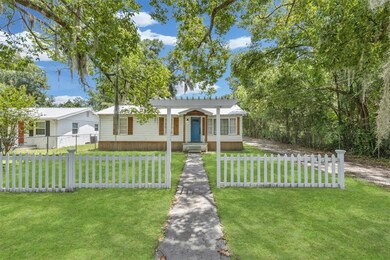 902 Old River Rd, Darien, GA 31305 - photo 3