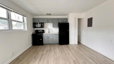 225 S F St unit 6, Lake Worth, FL 33460 - photo 4