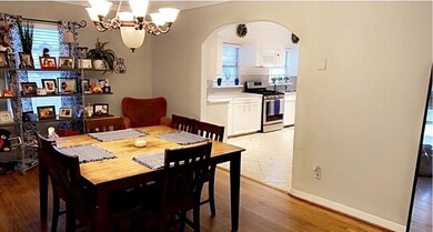 405 Dorchester St, Houston, TX 77022 - photo 5