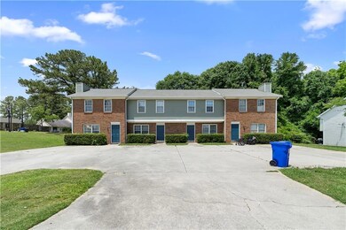 675 Hunting Creek Ln SE, Conyers, GA 30013 - photo 4