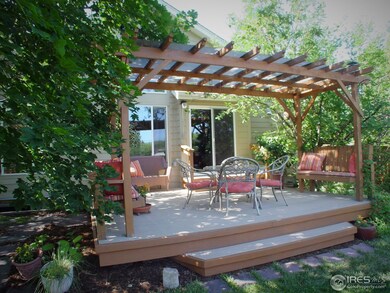 Lovely Deck with Trellis