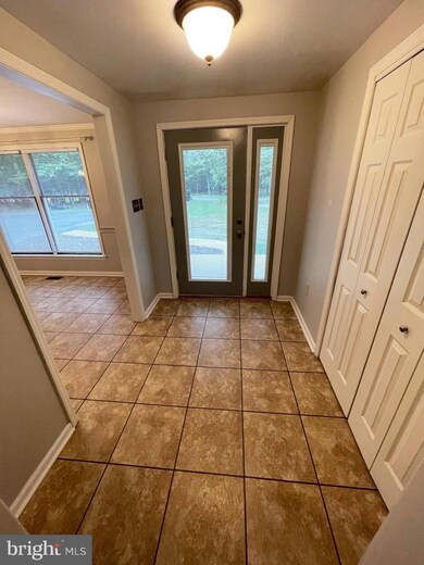 12057 Cove Rd, Clear Spring, MD 21722 - photo 4