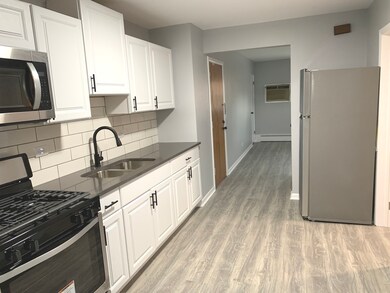 110 S Kenmore Ave unit C, Elmhurst, IL 60126 - photo 4