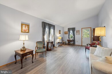 3 Franklin Getz Dr, Broomall, PA 19008 - photo 6