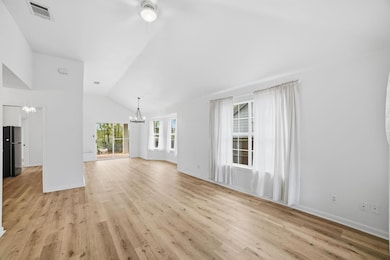 104 S Mockingbird Cir, Cedar Creek, TX 78612 - photo 4