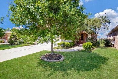 2827 Cone Flower Dr, Richmond, TX 77469 - photo 3