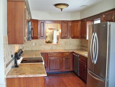 1613 Sweetbay Dr, Toms River, NJ 08755 - photo 2