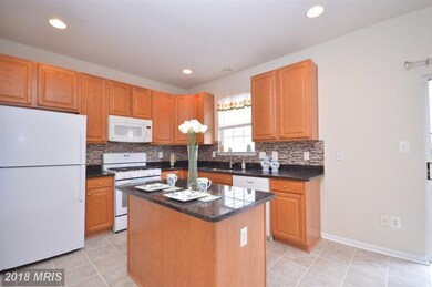 12047 Kemps Landing Cir, Manassas, VA 20109 - photo 5