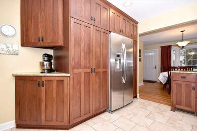 219 E 3rd St, Elmhurst, IL 60126 - photo 7