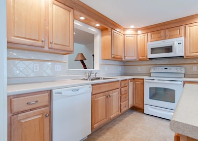 49 Signature Dr, Brunswick, ME 04011 - photo 4