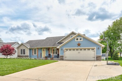 916 Fairwood Ct, Jenison-27