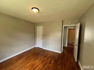 1121 S Dexter Ave, Evansville, IN 47714 - photo 4