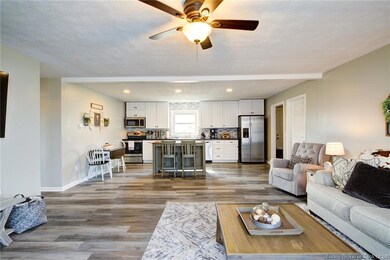 618 E Cutshall Rd, Austin, IN 47102 - photo 4