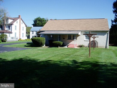 370 Mill St, Boyertown, PA 19512 - photo 6